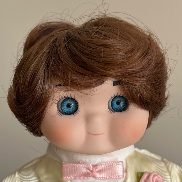 Goebel Bobby Blake Dolly Dingle Porcelain Doll Bette Ball Trip Around World 10in - Picture 5 of 9